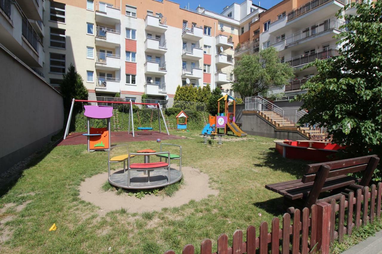 Apartament Apartament Podróże Małe i Duże Warszawa Zewnętrze zdjęcie